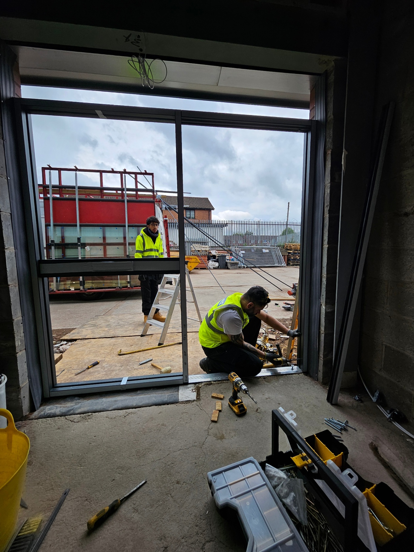 Thermally broken aluminium windows installation – Prestige Aluminium Systems